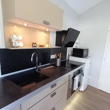 Petite Maison Au Calme Confort Prázdninový dům *