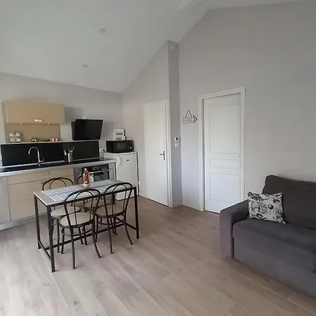 Petite Maison Au Calme Confort شلانس
